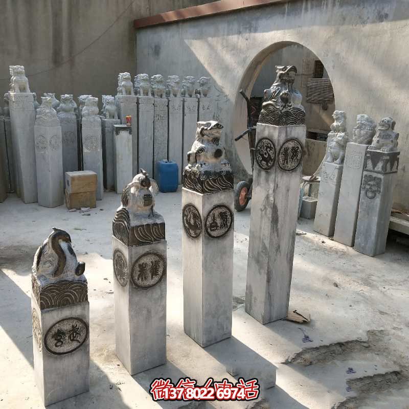 四神馬柱拴，融匯大理石精致雕塑，為園林景觀裝點增添濃濃韻味
