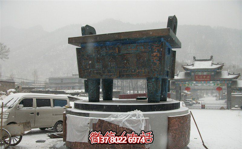 大型仿古青銅雕塑，營(yíng)造獨(dú)特的戶(hù)外景觀
